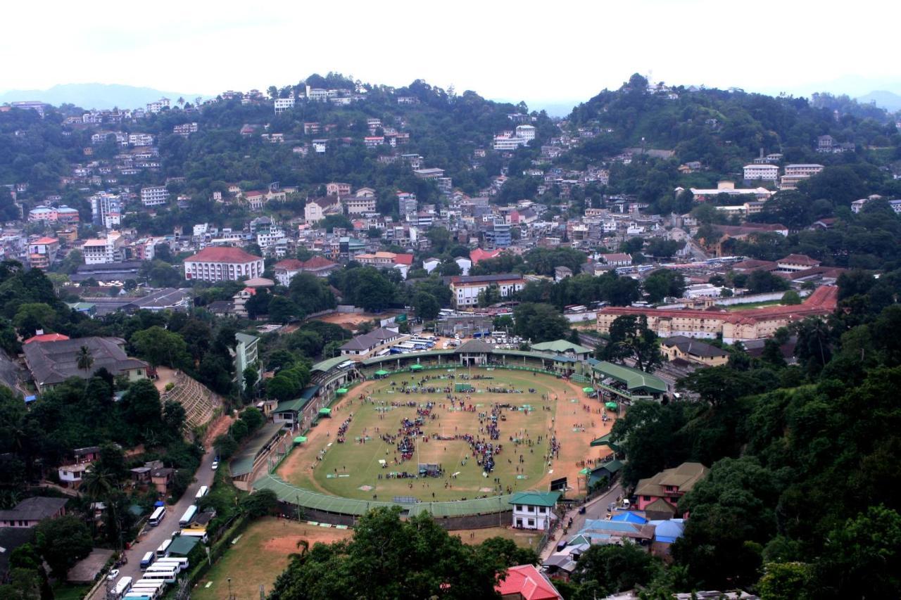 The Peak Pavilion Kandy Exterior foto
